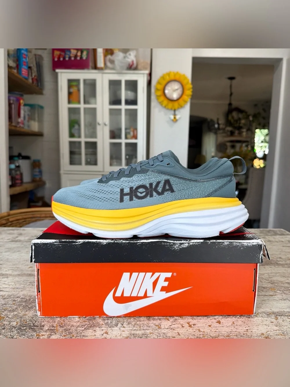 Hoka One One hoka one